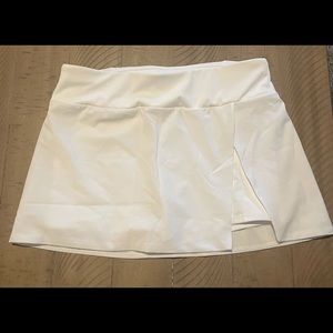 Fabletics white tennis skort